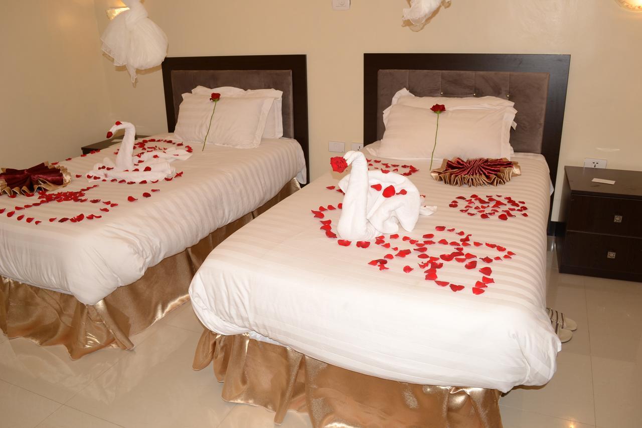 Lakemark Hotel And Tour Service Bahir Dar Ngoại thất bức ảnh