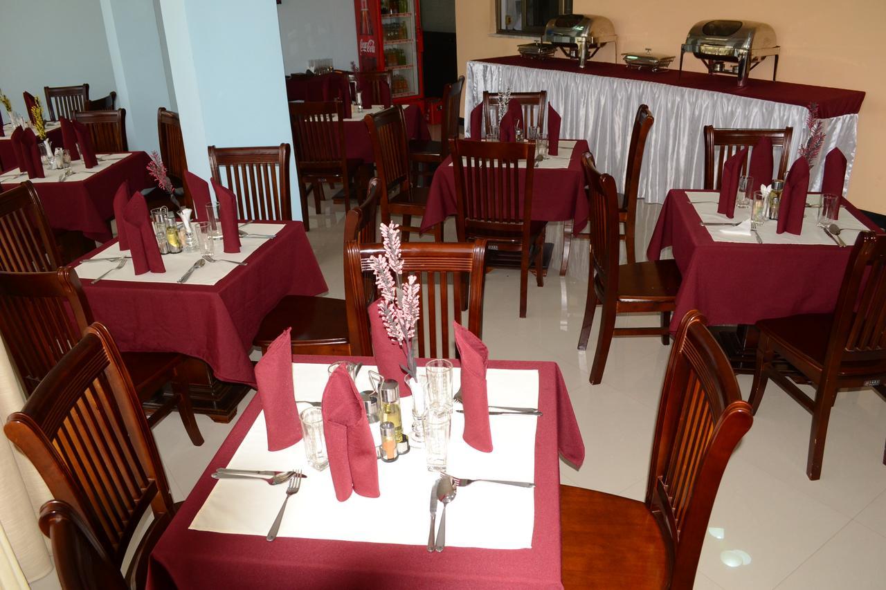 Lakemark Hotel And Tour Service Bahir Dar Ngoại thất bức ảnh