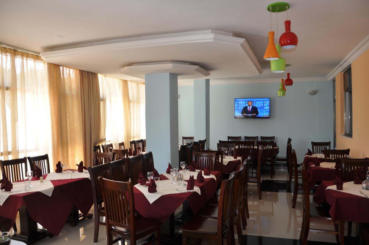 Lakemark Hotel And Tour Service Bahir Dar Ngoại thất bức ảnh