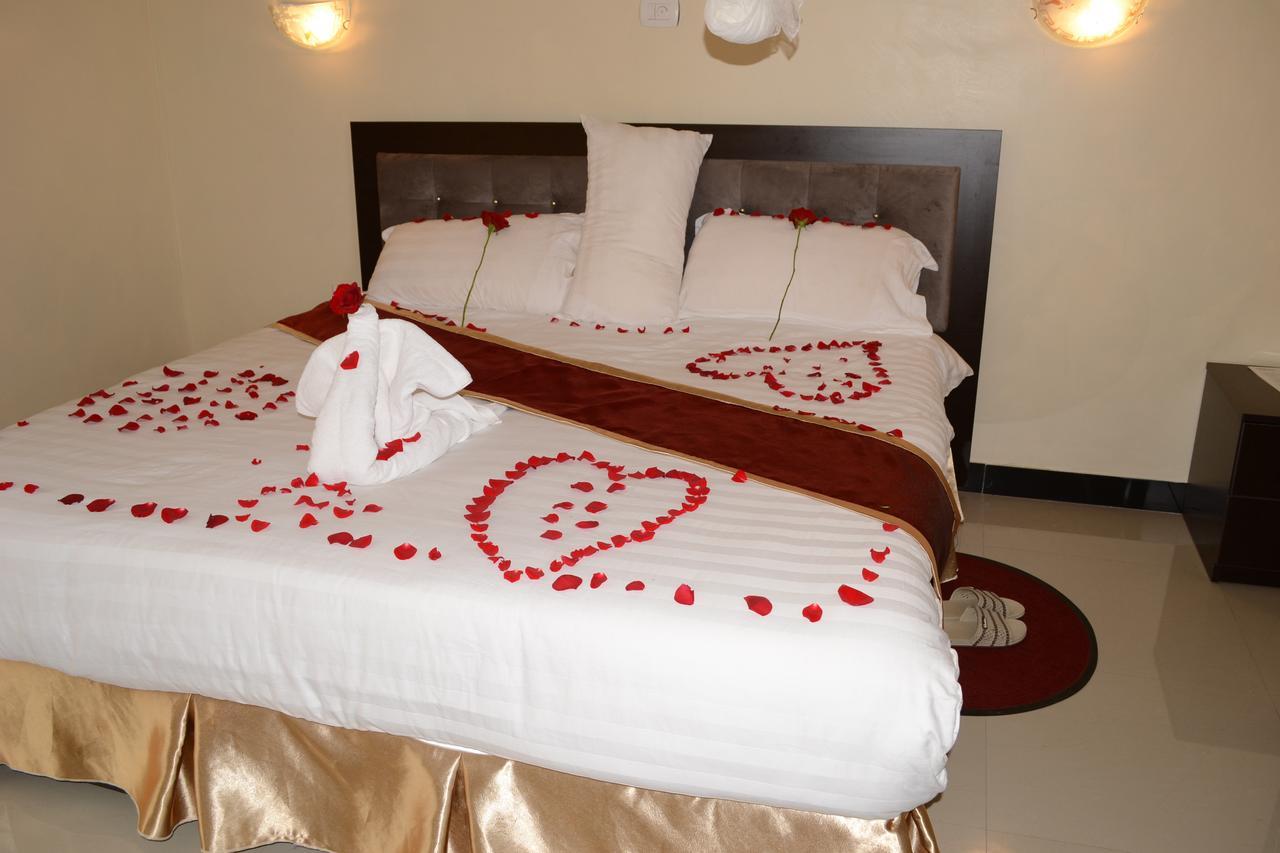 Lakemark Hotel And Tour Service Bahir Dar Ngoại thất bức ảnh