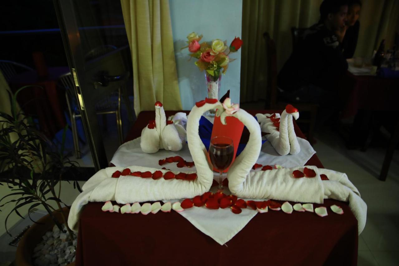 Lakemark Hotel And Tour Service Bahir Dar Ngoại thất bức ảnh