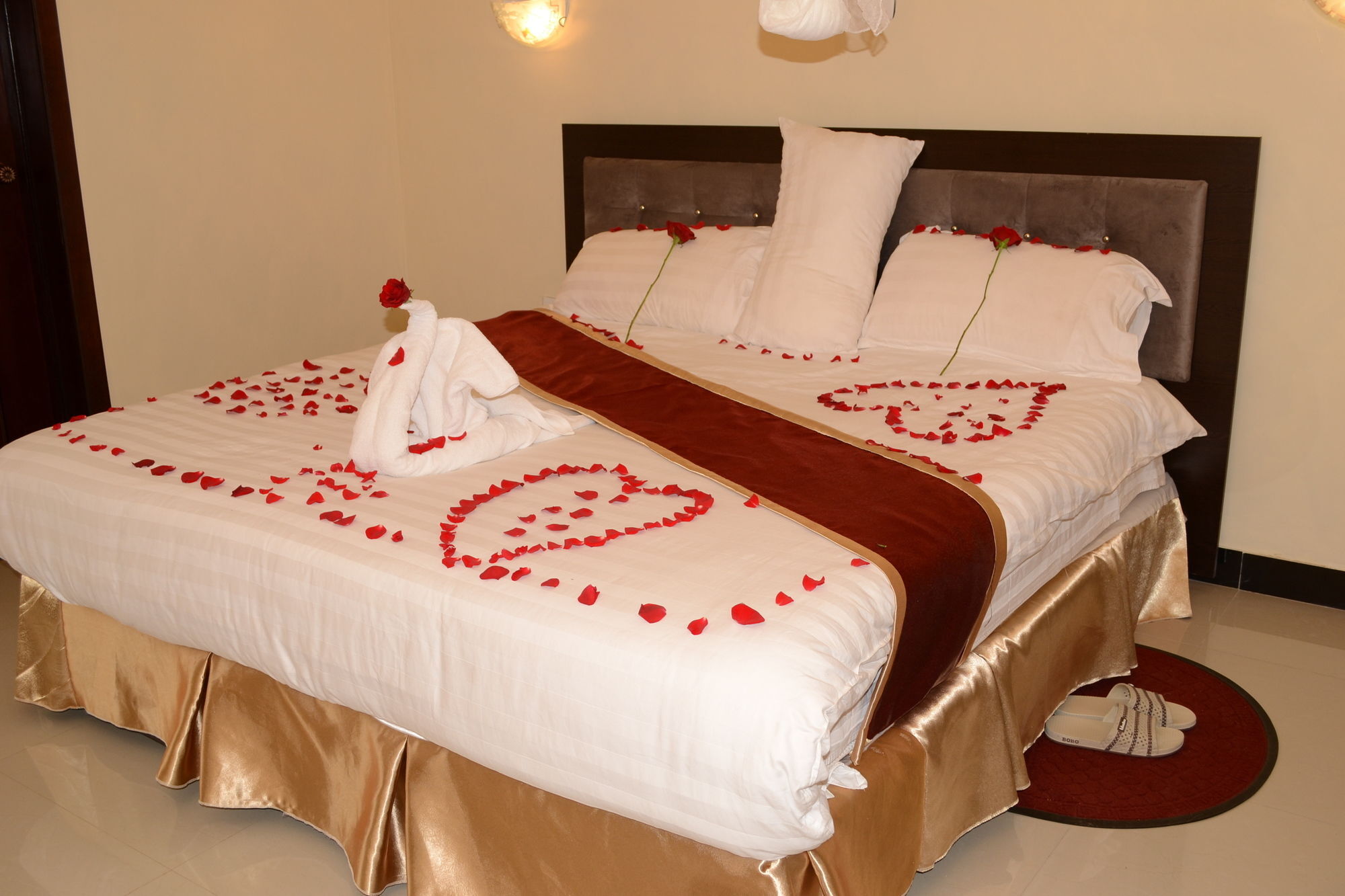 Lakemark Hotel And Tour Service Bahir Dar Ngoại thất bức ảnh