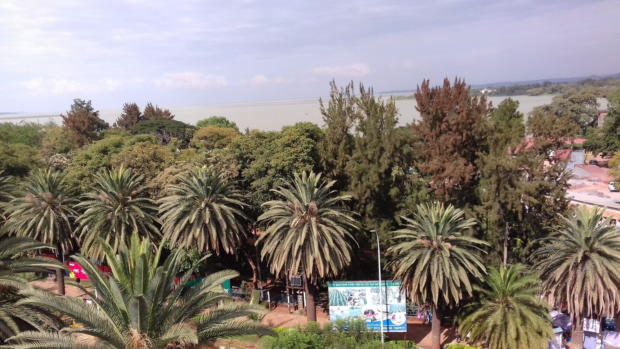 Lakemark Hotel And Tour Service Bahir Dar Ngoại thất bức ảnh