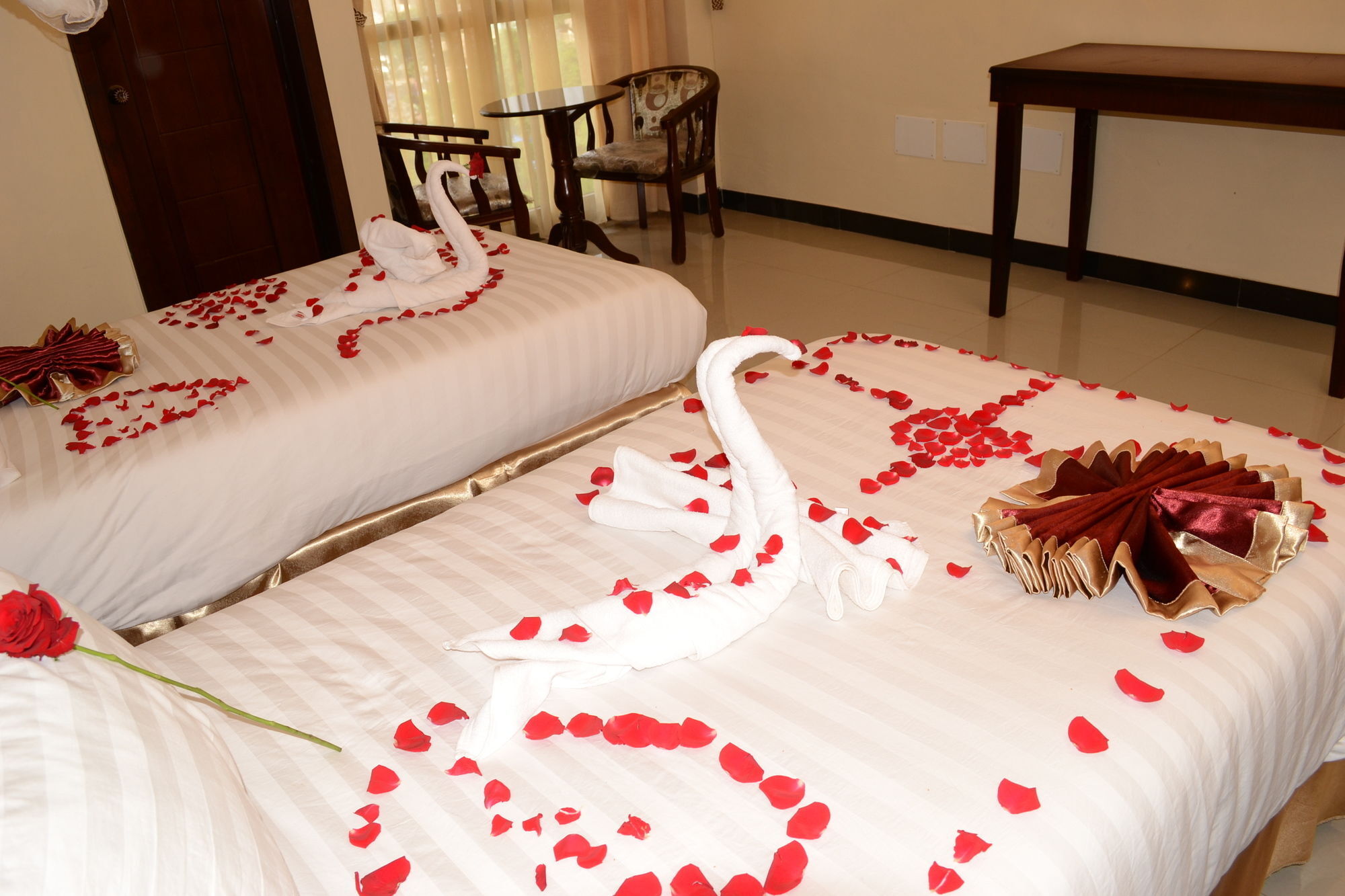 Lakemark Hotel And Tour Service Bahir Dar Ngoại thất bức ảnh